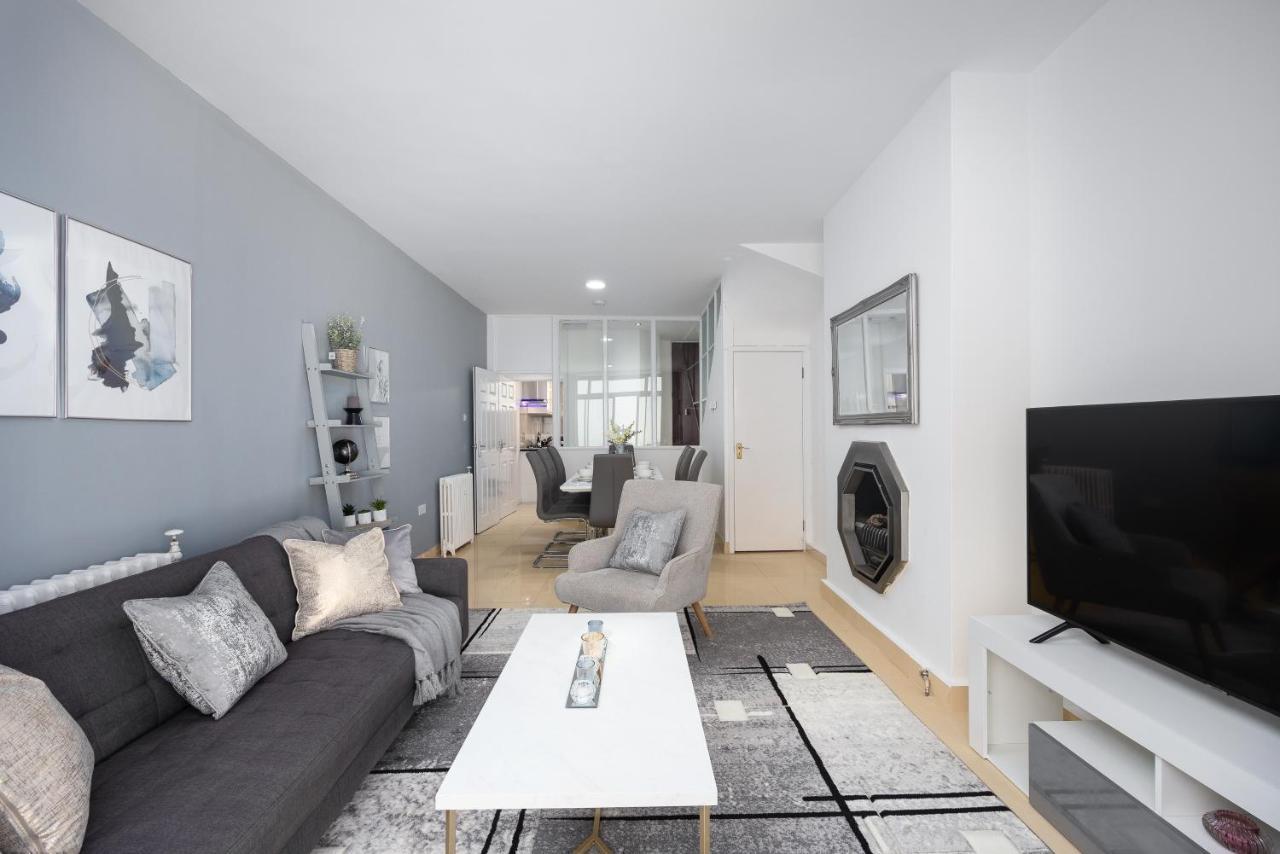 Spacious 4 Bedroom House Next To Kensington Palace Londres Exterior foto
